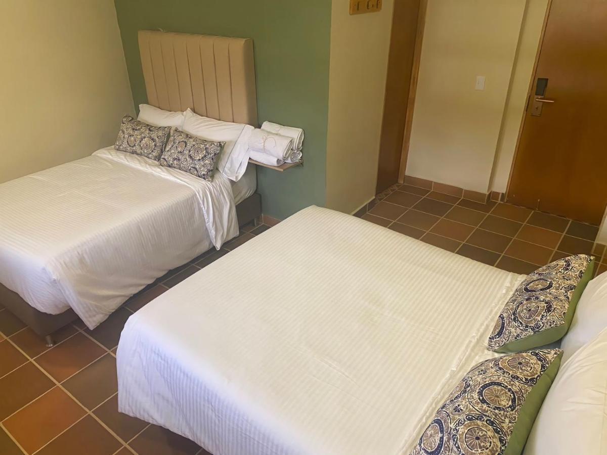 Hotel Bambu Guatape Ngoại thất bức ảnh